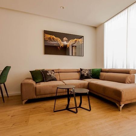 Apartment Sika Solin Bagian luar foto