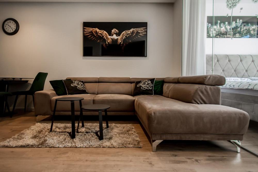 Apartment Sika Solin Bagian luar foto